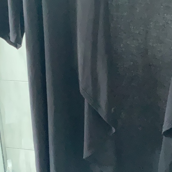 ❌💛R&M Richards Black 16W draped front💛❌ - Picture 2 of 4